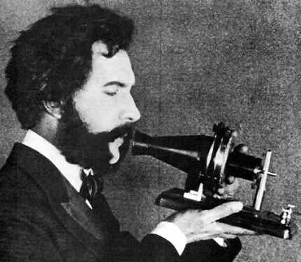 alexander-graham-bell-telephone