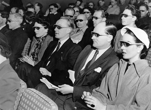 3d-movie-audience